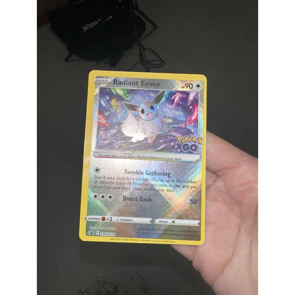 Radiant Eevee MISCUT ERROR ALIGNMENT DOT! SWSH230 Promo Cards Holo Near mint NM - Picture 10 of 10